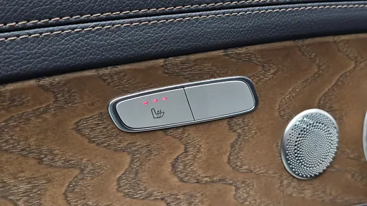 Mercedes-Benz E-Class W213 E300e 4MATIC 2021 31