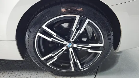 BMW 4 Series (G22) 420i M 2022 21