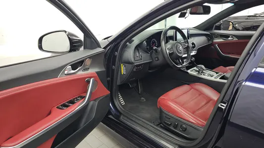Kia Stinger 3.3 AWD 2018 10