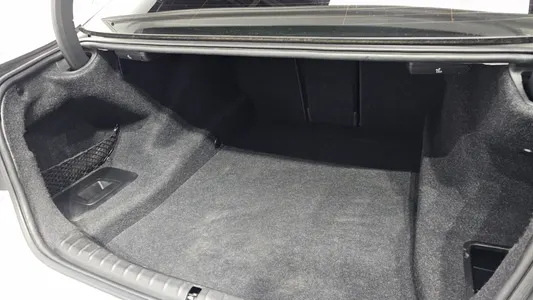 BMW 5 Series (G30) 530i M 2017 32