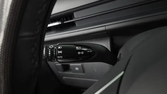 Hyundai Staria 5 2025 27