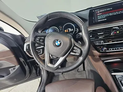 BMW 6 Series GT (G32) 640i xDrive 2018 9