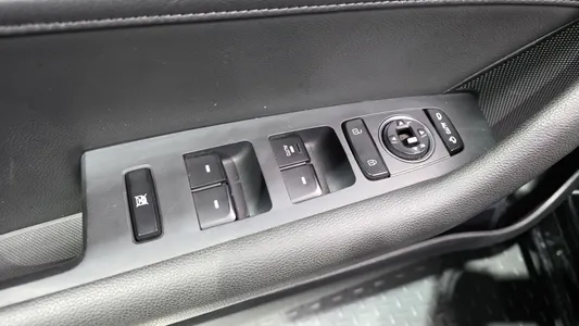 Hyundai LF 2.0 2016 17