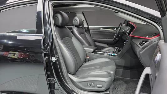Hyundai LF 2.0 2016 25