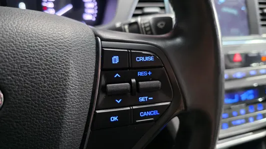Hyundai LF 2.0 2016 29