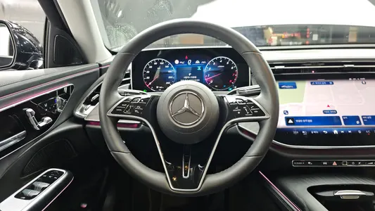 Mercedes-Benz E-Class W214 E200 2025 13