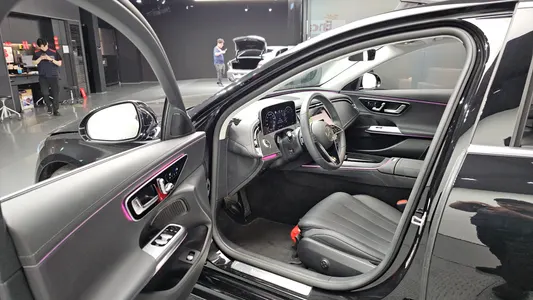 Mercedes-Benz E-Class W214 E200 2025 10
