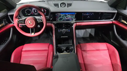 Porsche (976) 2.9 AWD 2025 7