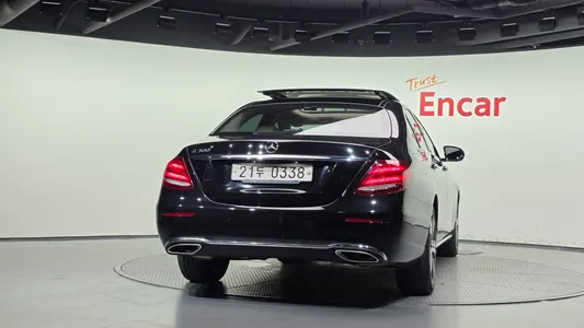 Mercedes-Benz E-Class W213 E300 2016 4