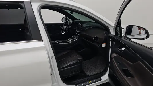 Hyundai 싼타페 HEV 1.6 2WD 2021 11