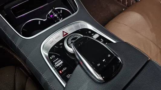 Mercedes-Benz S-Class W222 S350 d 4MATIC AMG Line 2020 28