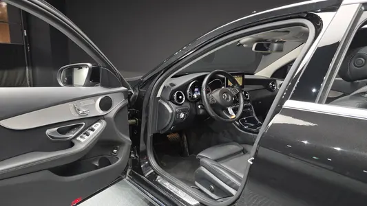 Mercedes-Benz C-Class W205 C220 d 2017 9