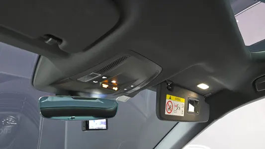 Porsche 타이칸 4S 2025 19