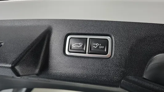 Kia 4 HEV 1.6 2WD 2024 35
