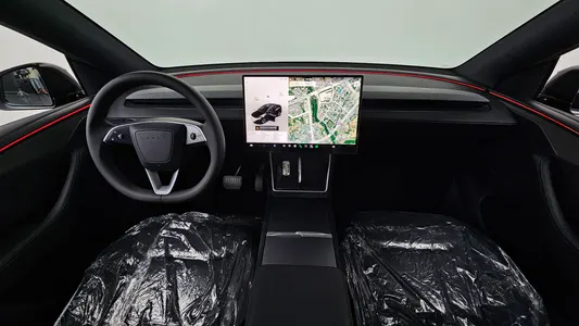Tesla Y L AWD 2026 7