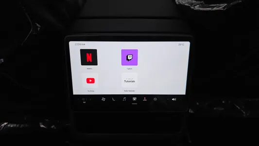 Tesla Y L AWD 2026 17