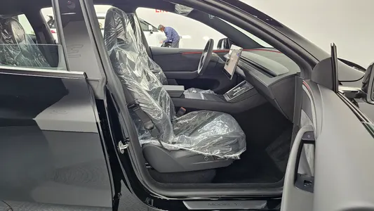 Tesla Y L AWD 2026 26