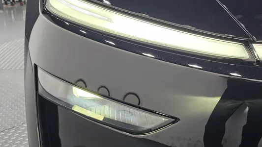 Tesla Y L AWD 2026 22