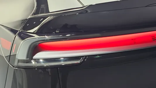 Tesla Y L AWD 2026 23