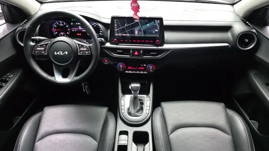 Kia K3 2 1.6 2022 7