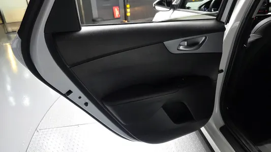 Kia K3 2 1.6 2022 26