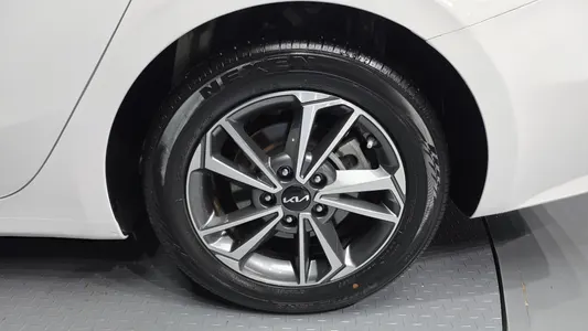 Kia K3 2 1.6 2022 22