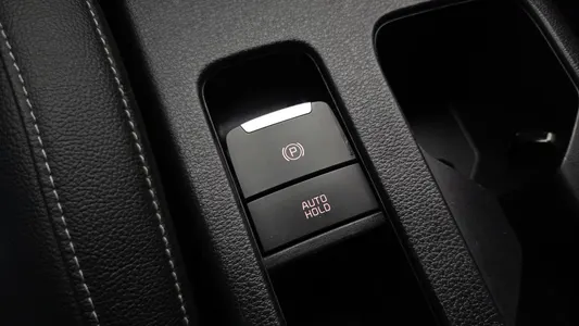 Kia K3 2 1.6 2022 28