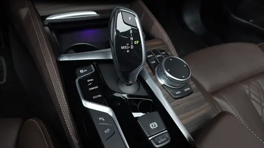 BMW 5 Series (G30) 530i M 2020 9