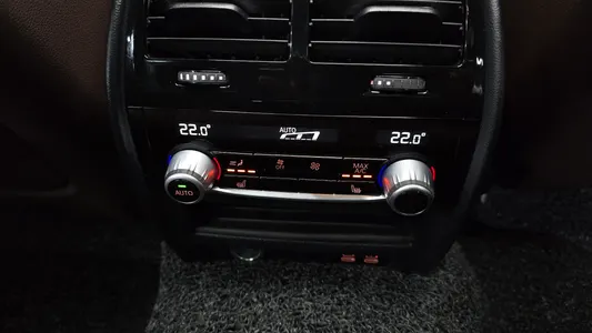 BMW 5 Series (G30) 530i M 2020 31