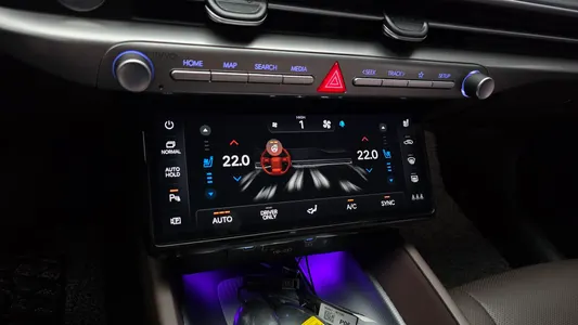 Hyundai (GN7) 2023 17