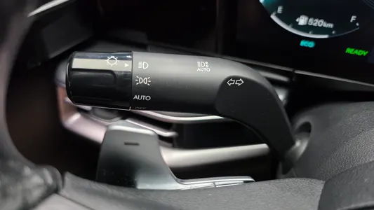 Hyundai (GN7) 2023 33