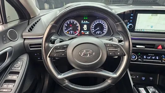 Hyundai (DN8) 1.6 2022 13