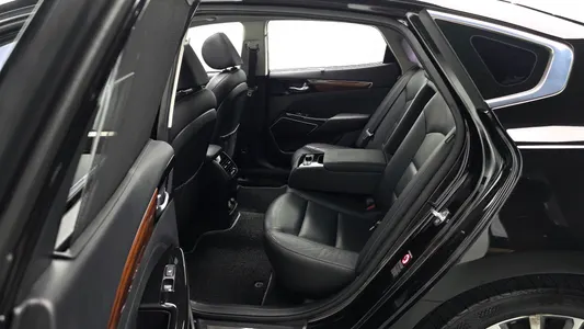 Kia K7 3.0 LPI () 2017 12