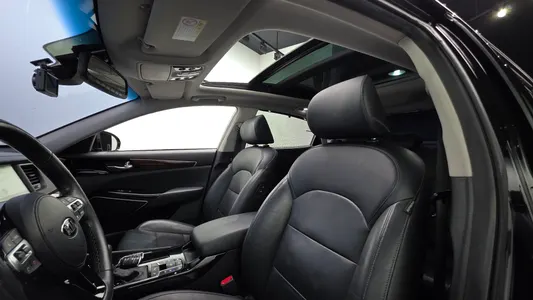 Kia K7 3.0 LPI () 2017 17