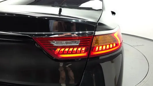 Kia K7 3.0 LPI () 2017 23