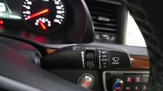 Kia K7 3.0 LPI () 2017 29
