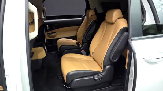 Kia Carnival 9 2021 12