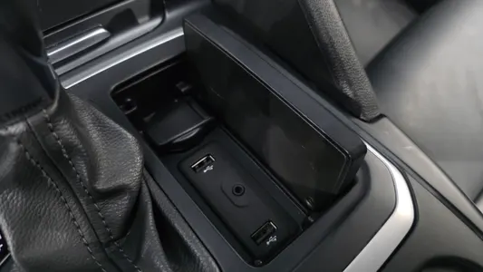 Renault Korea SM6 2.0 LPe SE () 2019 17