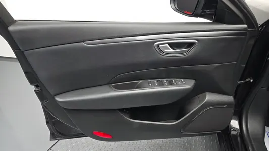 Renault Korea SM6 2.0 LPe SE () 2019 25