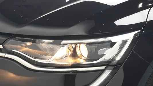 Renault Korea SM6 2.0 LPe SE () 2019 23
