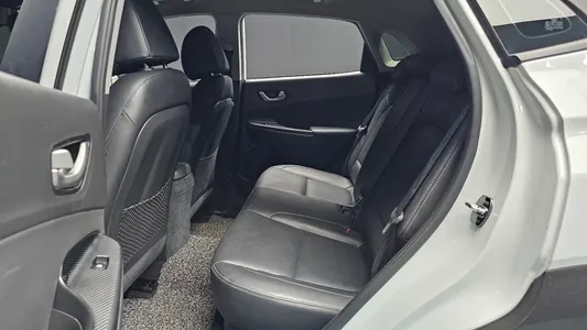 Hyundai Kona 1.6 2WD 2018 12