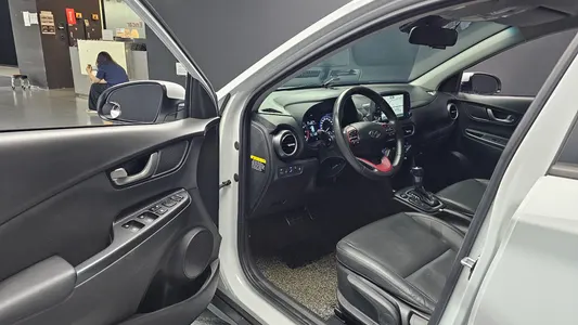 Hyundai Kona 1.6 2WD 2018 10