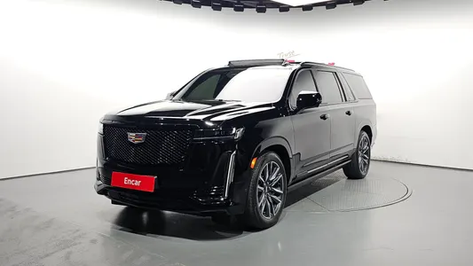 Cadillac 5 6.2 ESV 2023