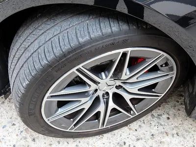 Mercedes-Benz AMG GT 4 43 4MATIC+ 2023 5
