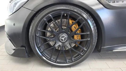 Mercedes-Benz C-Class W205 C63 AMG 2017 5