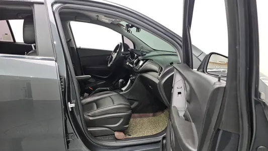Chevrolet 트랙스 1.4 LT 2018 11