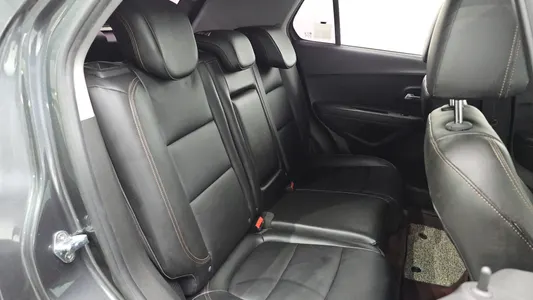 Chevrolet 트랙스 1.4 LT 2018 12