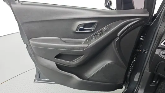 Chevrolet 트랙스 1.4 LT 2018 24