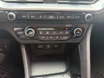 Kia 니로 1.6 HEV 2020 14