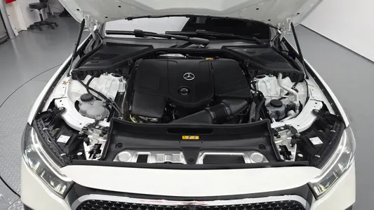 Mercedes-Benz E-Class W214 E300 4MATIC AMG Line 2026 6